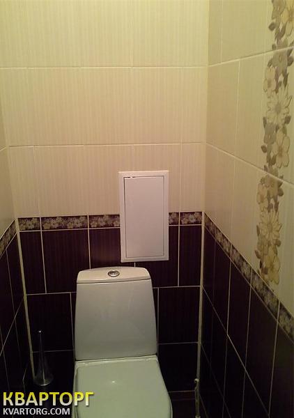 Rent out 3-room apartment. Киев,  Героев Днепра — photo 6