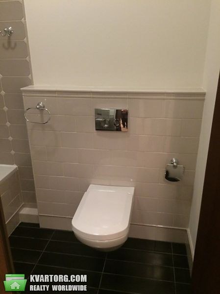 Rent out 3-room apartment. Киев, ул. Дмитриевская — photo 9