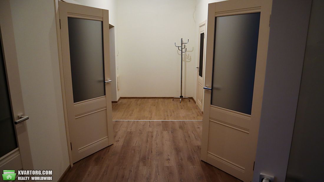 Rent out 3-room apartment. Киев,  Воздвиженская — photo 4
