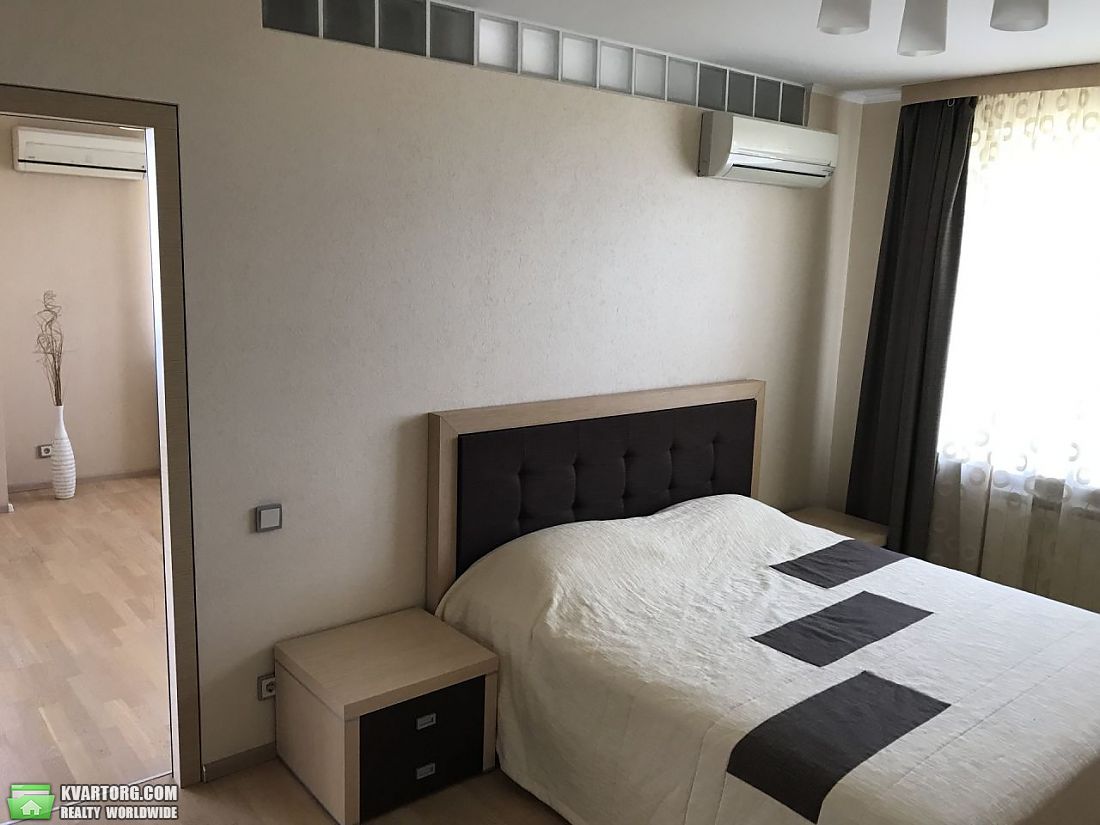 Sell 2-room apartment. Киев,  Большая Китаевская — photo 5