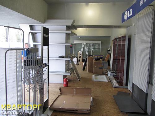 Rent out shop. Киев, бул. Давыдова ,1 — photo 5