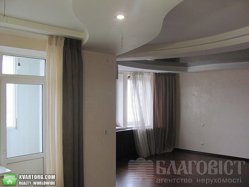 Sell 3-room apartment. Киев, Бажана — photo 3