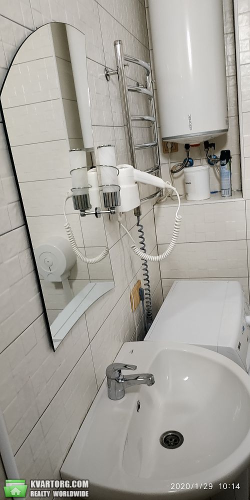 Rent out 1-room apartment. Киев,  Чавдар — photo 8