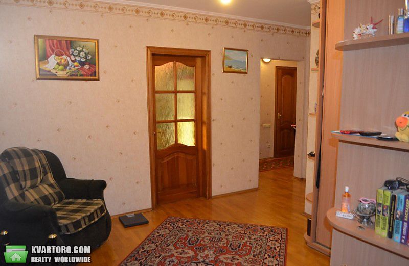 Sell 4-room apartment. Киев,  Лесной пр — photo 4