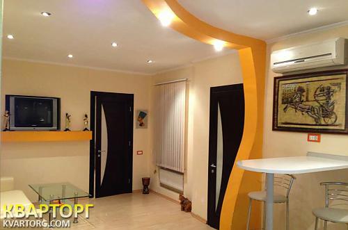 Rent out 2-room apartment. Одесса, Ришельевская — photo 1