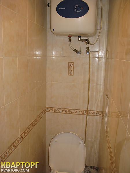Rent out 3-room apartment. Киев,  Окипной — photo 10