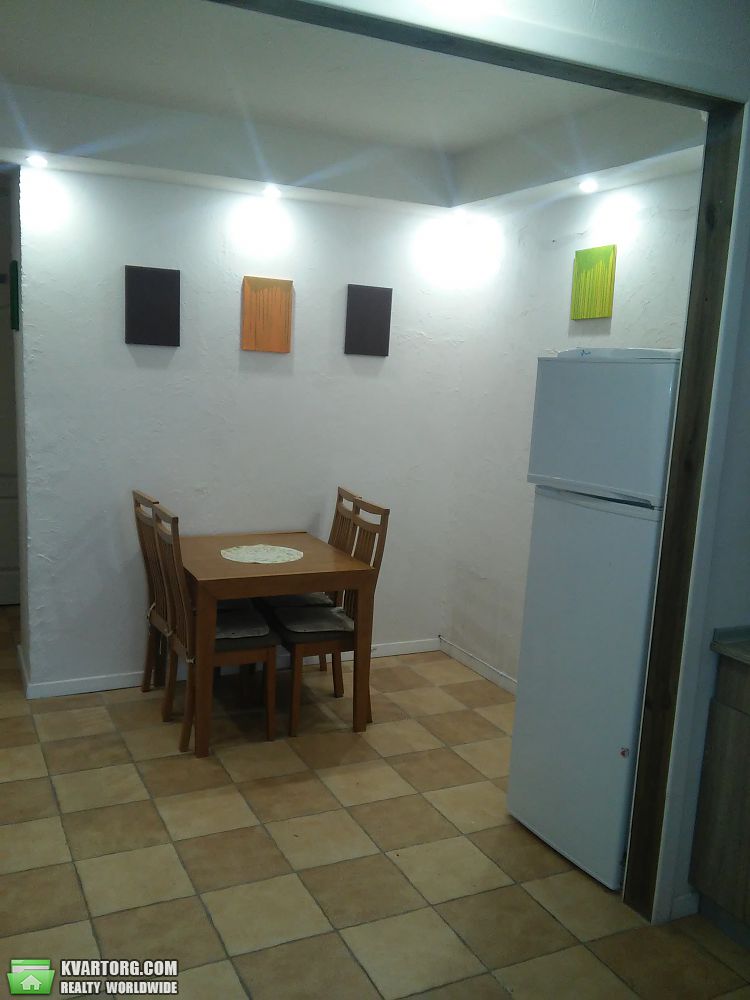 Rent out 2-room apartment. Киев,  Тычины пр — photo 5