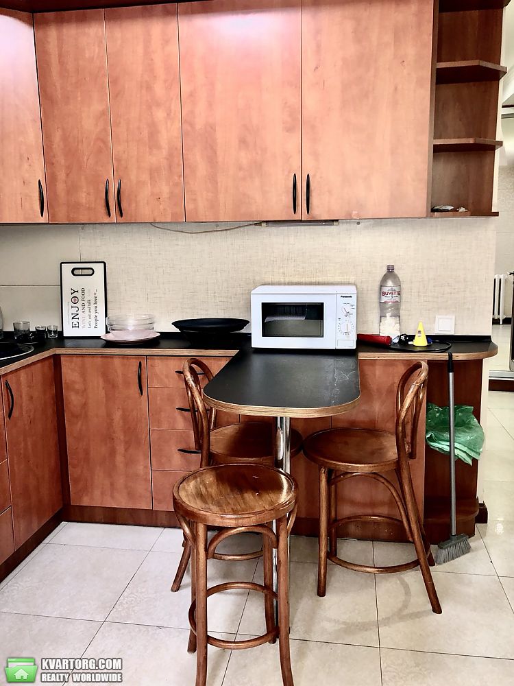 Rent out 3-room apartment. Киев,  Гоголевская — photo 4