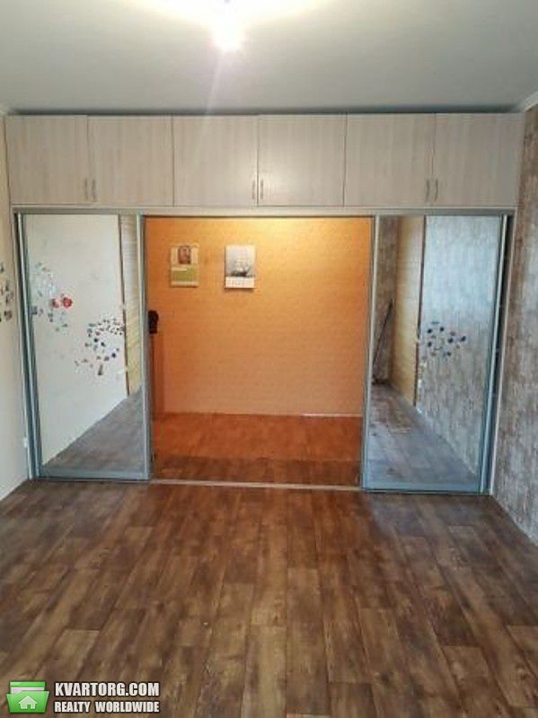 Sell 3-room apartment. Киев,  Симиренко — photo 2