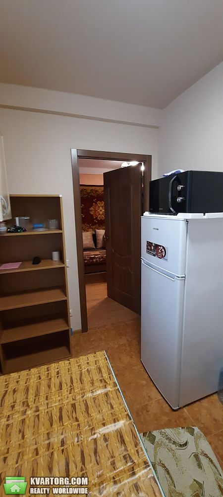 Rent out 2-room apartment. Киев,  Жукова — photo 5