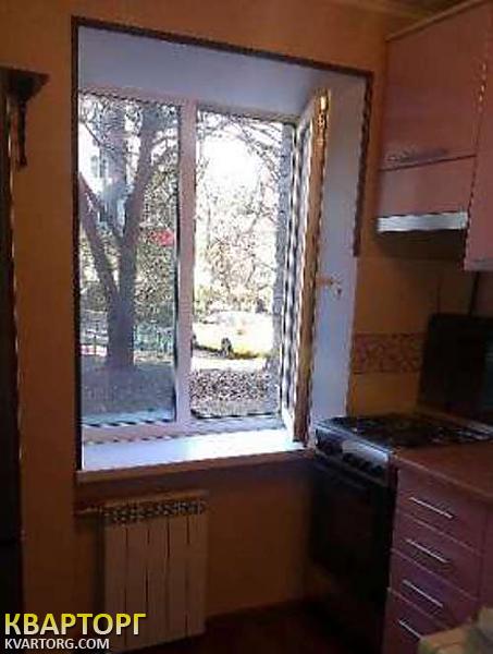 Sell 1-room apartment. Киев,  Вышгородская — photo 2