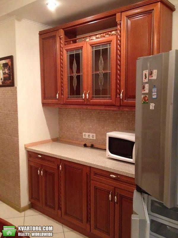 Rent out 3-room apartment. Киев,  Урловская — photo 8