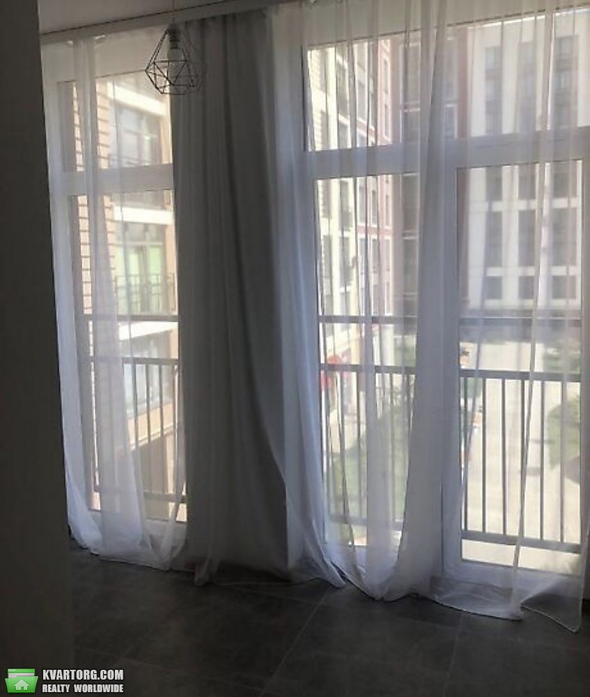 Rent out 1-room apartment. Львов, Тараса Шевченка — photo 1