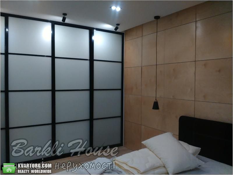 Rent out 2-room apartment. Киев,  Ямская — photo 6