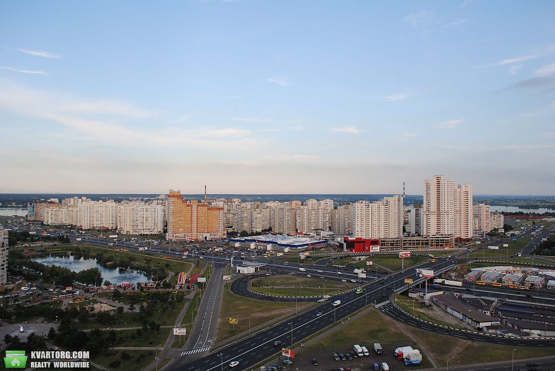 Rent out 2-room apartment. Киев,  Срибнокильская — photo 3