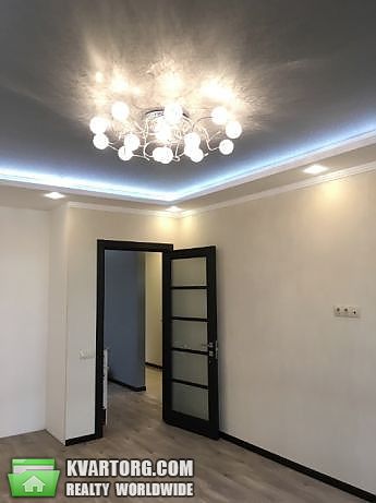 Rent out 3-room apartment. Киев, Златоустовская — photo 9