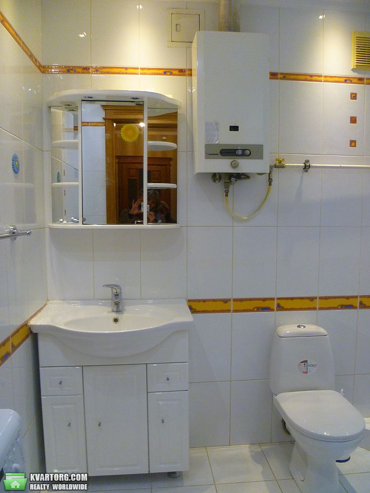 Rent out 2-room apartment. Киев,  Воздухофлотский пр — photo 9