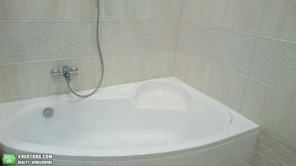 Rent out 2-room apartment. Киев, Регенераторная — photo 7