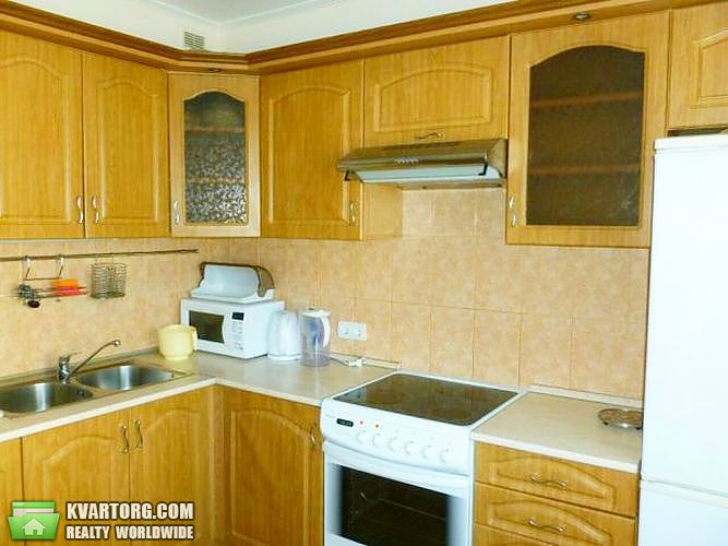 Rent out 3-room apartment. Киев,  Пулюя — photo 1
