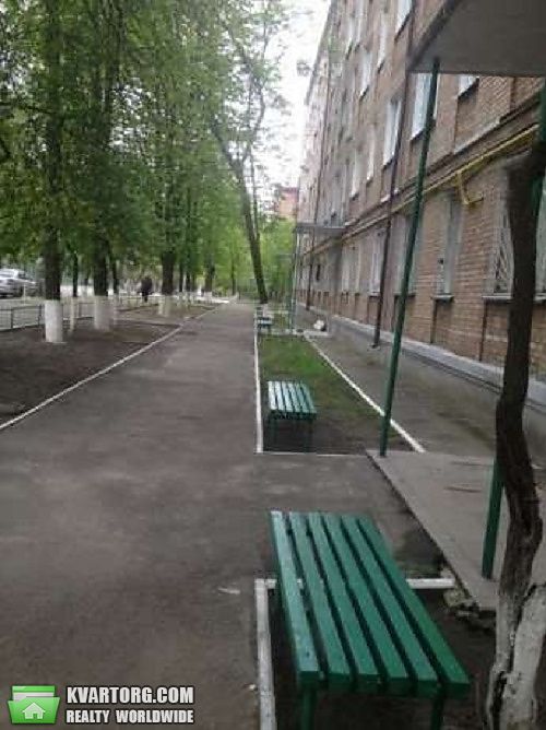Sell 3-room apartment. Киев,  Салютная — photo 2