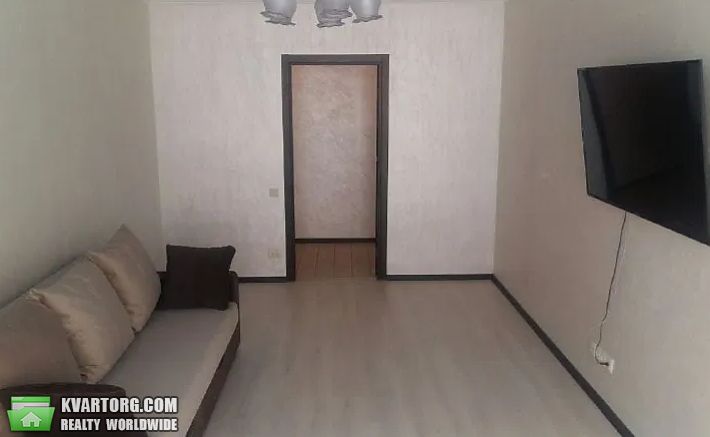 Rent out 2-room apartment. Киев,  Гарматная — photo 4