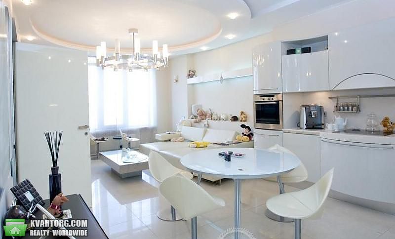 Sell 2-room apartment. Киев,  Жилянская — photo 7