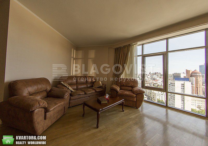 Rent out 4-room apartment. Киев,  Большая Васильковская — photo 4