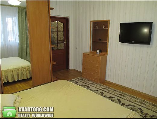 Rent out 2-room apartment. Киев,  Мельникова — photo 4