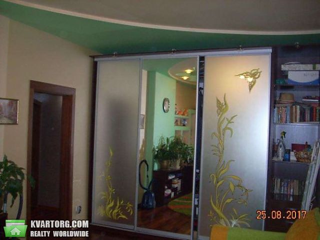 Sell 3-room apartment. Киев,  Урловская — photo 4