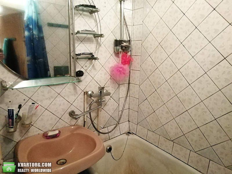 Sell 3-room apartment. Киев,  Зодчих — photo 5