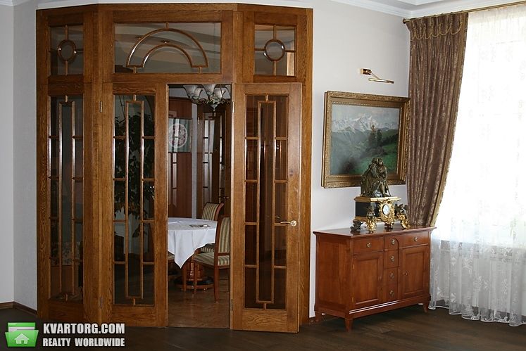 Sell 4-room apartment. Киев,  Богомольца — photo 5
