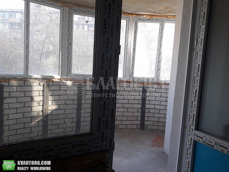 Sell 2-room apartment. Киев,  Трутенко — photo 3