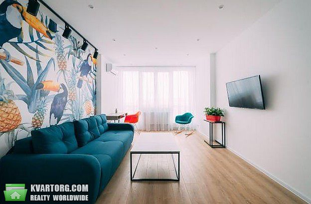 Rent out 2-room apartment. Киев,  Вильямса — photo 1