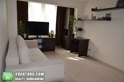 Sell 1-room apartment. Киев, Щусева — photo 1