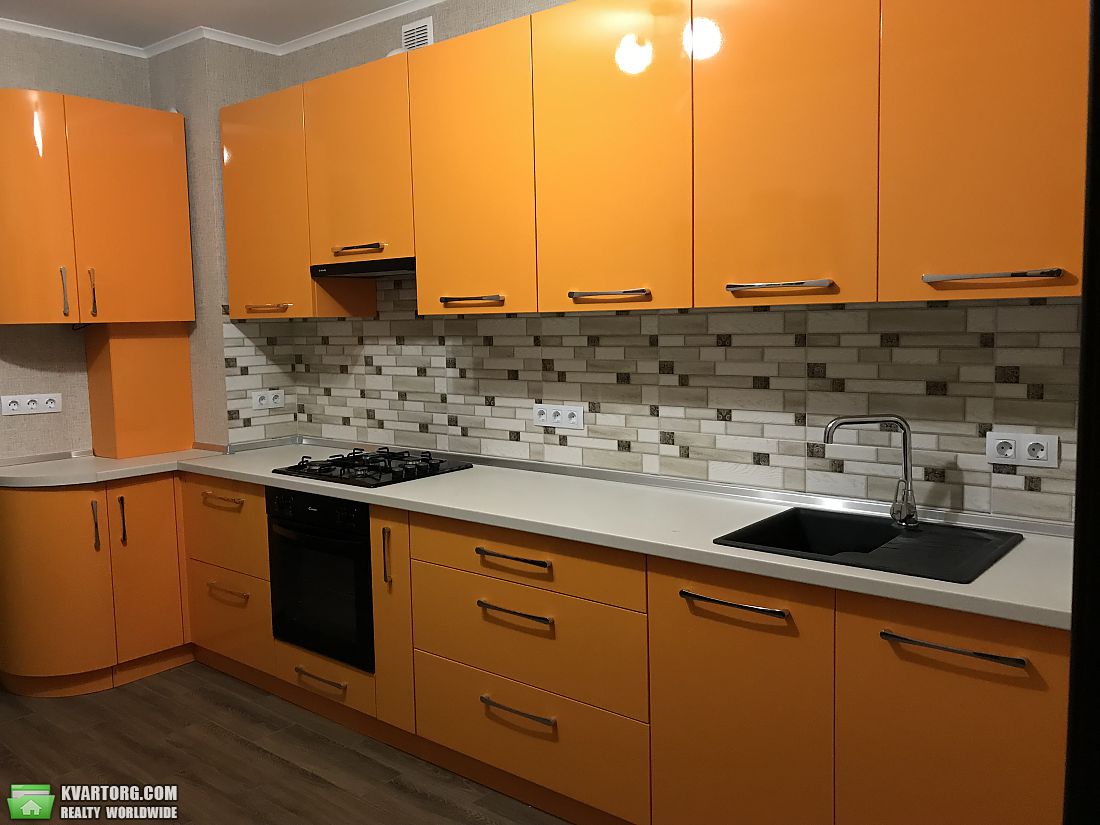 Rent out 1-room apartment. Киев, волошковая — photo 4