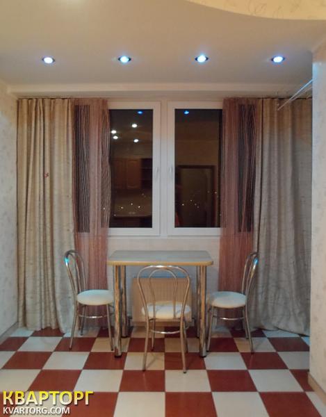 Rent out 2-room apartment. Киев,  Днепровская наб — photo 3