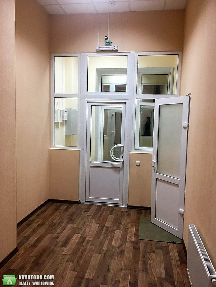 Rent out office. Киев, Черновола 25 — photo 3