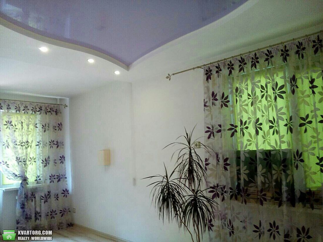 Sell 3-room apartment. Киев, Куренного Петра — photo 1