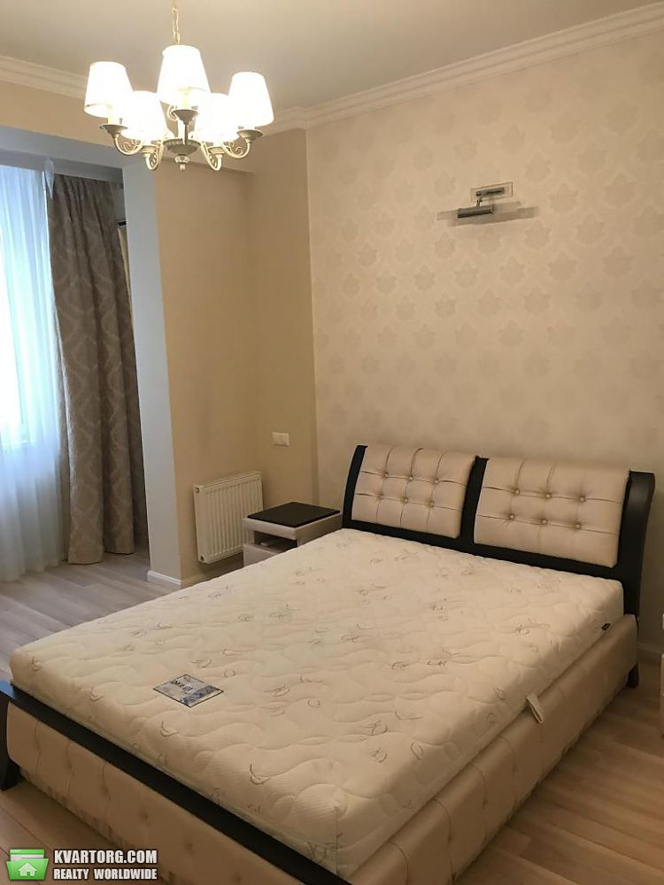 Rent out 3-room apartment. Киев,  Руданского — photo 5