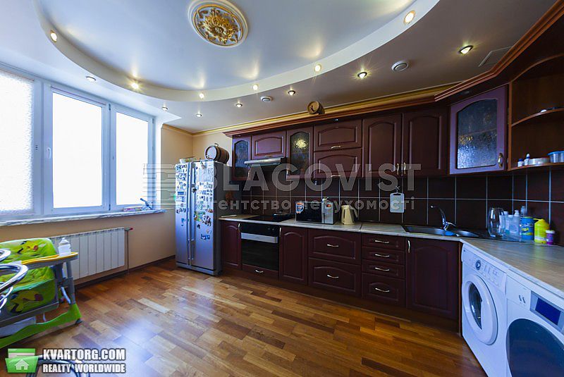 Rent out 2-room apartment. Киев,  Срибнокильская — photo 3