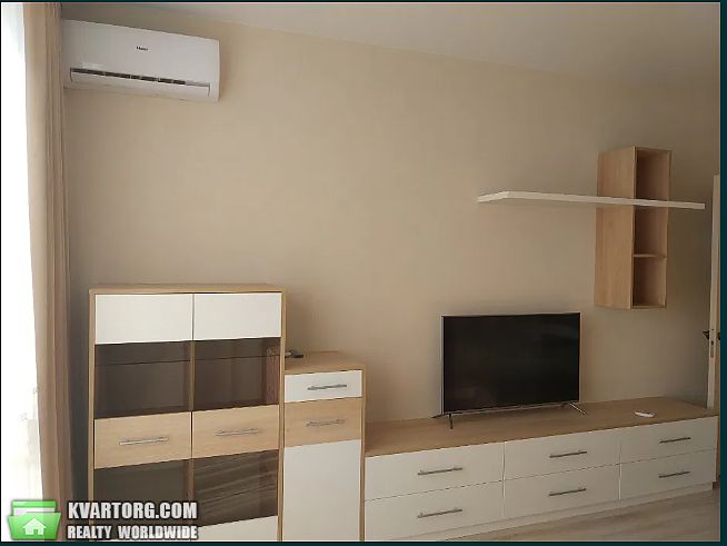 Rent out 1-room apartment. Киев, Вацлава Гавела — photo 4