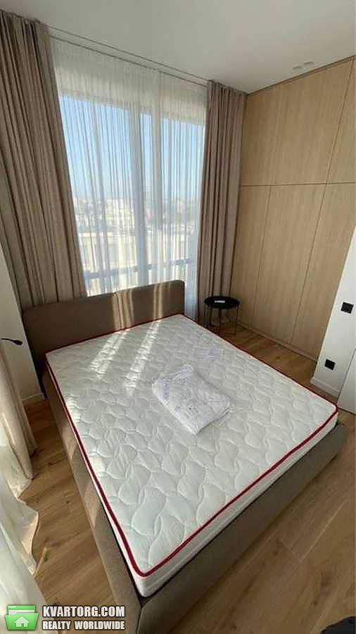 Rent out 3-room apartment. Киев,  Никольско-Слободская — photo 3