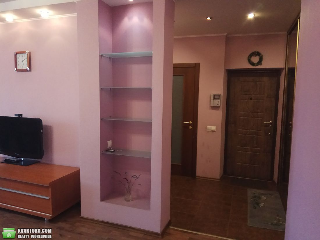 Rent out 3-room apartment. Киев,  Драгоманова — photo 8