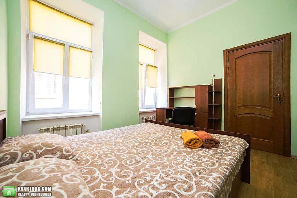 Rent out 2-room apartment. Львов, Площа ринок — photo 6
