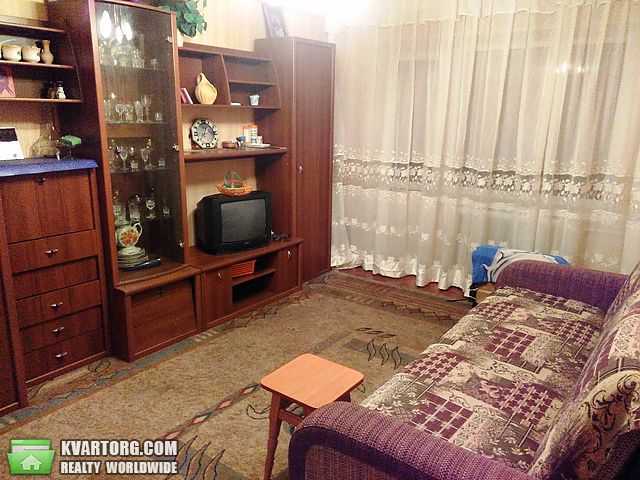 Rent out 2-room apartment. Киев,  Верховного Совета бул — photo 2