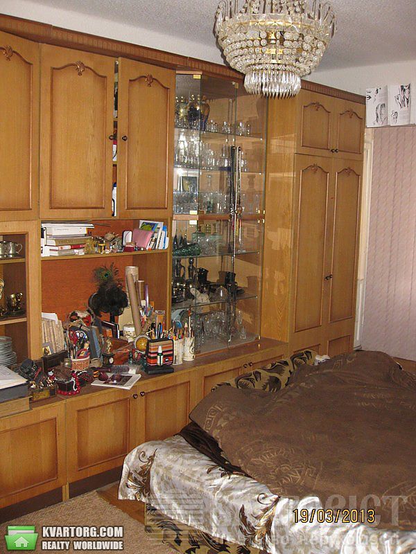 Sell 3-room apartment. Киев,  Щорса — photo 4