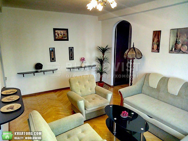 Rent out 2-room apartment. Киев,  Леси Украинки бул — photo 2