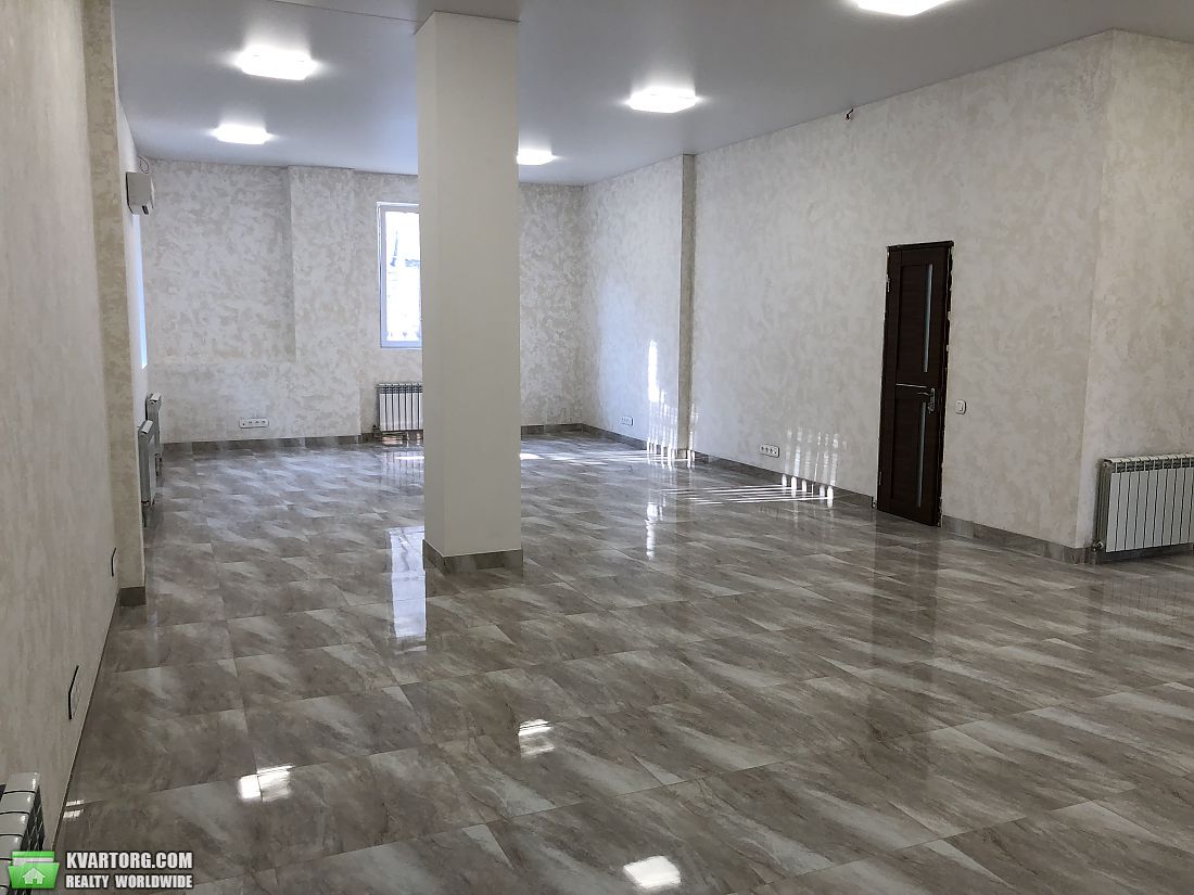 Rent out office. Киев,  Межигорская — photo 1
