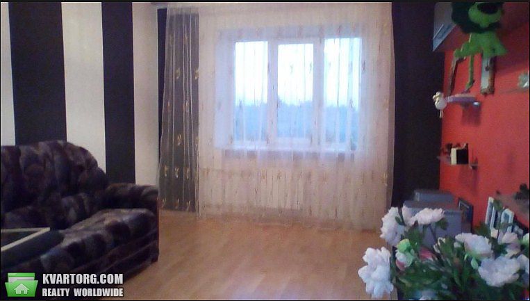Rent out 3-room apartment. Киев,  Бажана — photo 5
