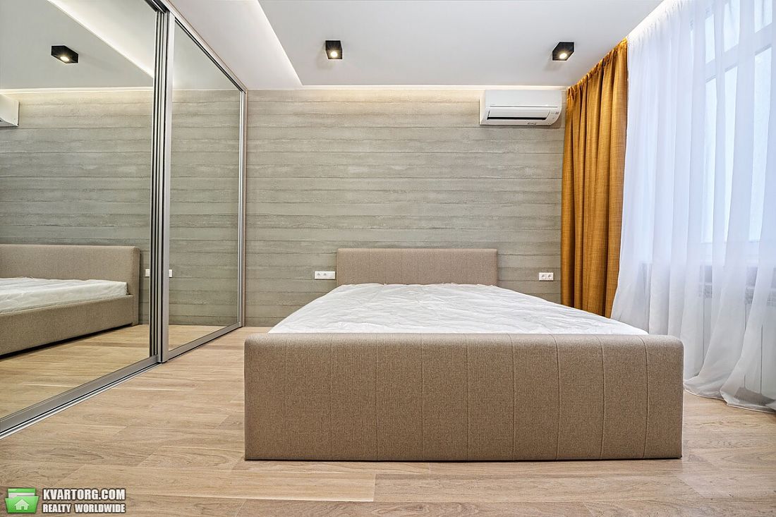 Rent out 2-room apartment. Киев, Сикорського — photo 7